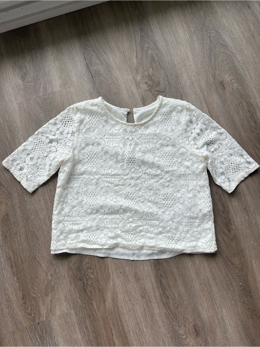 Abercrombie & Fitch White Floral Lace Short Sleeve Top